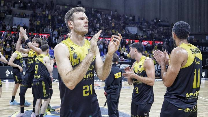 Cuando sonríes en la derrota: los días en los que La Laguna Tenerife celebró un éxito pese a haber perdido