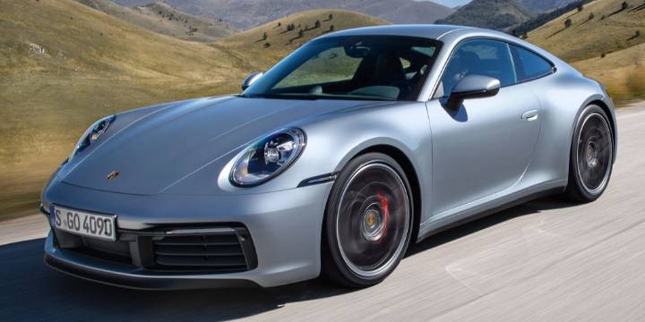 Cuáles son y cuánto valen los autos más lujosos de la mansión de Pilar adjudicada a presuntos testaferros de “Chiqui” Tapia