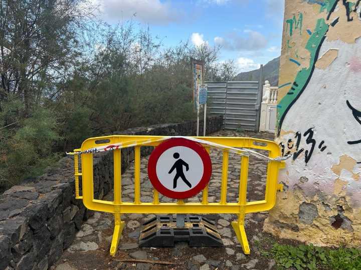 Primeras incidencias de la borrasca Emilia en Canarias, en vivo