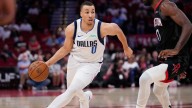 Dallas Mavericks guard Dante Exum undergoes knee surgery, team says