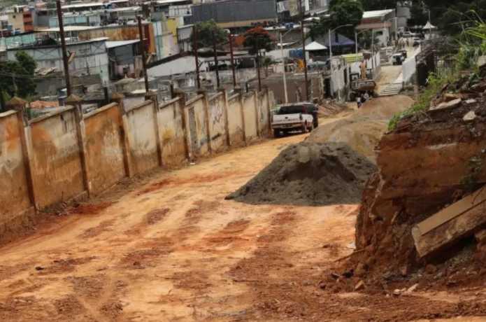 Avanzan obras que desarrollan en el Cementerio General del Sur