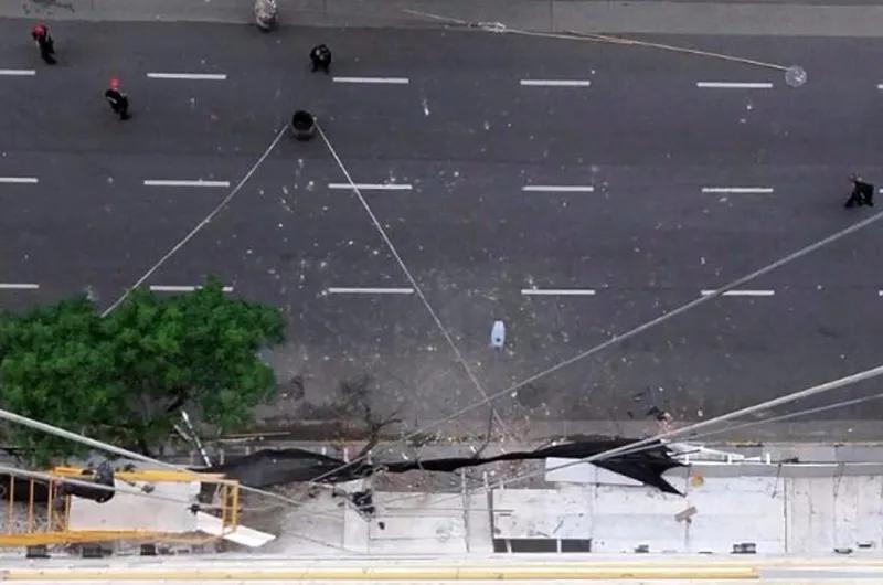 Tragedia: cayó un andamio y mató a una joven de 20 años