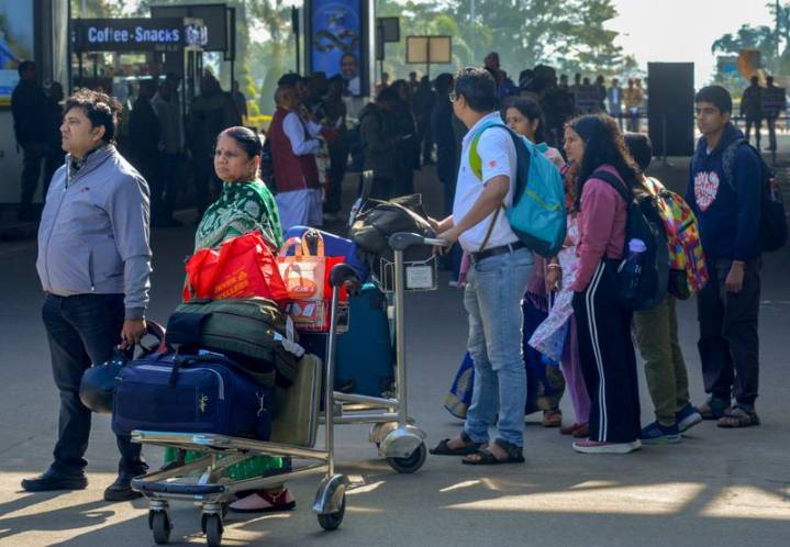 IndiGo crisis reaches SC; CJI refuses urgent hearing, says govt has taken cognisance