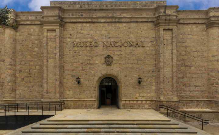 Procuraduría investiga a directora del Museo Nacional por presuntas irregularidades