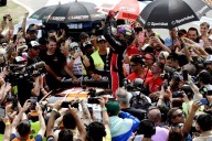 Doble podio arrecifeño y recibimiento al campeón récord