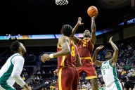 No. 24 USC outlasts Oregon in Big Ten opener to remain unbeaten