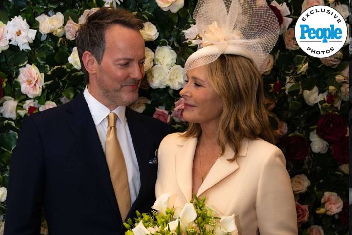 Kim Cattrall Marries Russell Thomas in Intimate London Wedding (Exclusive)