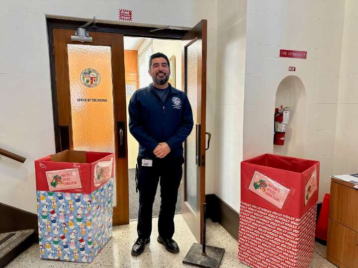 Haz un regalo a una familia afectada por las redadas