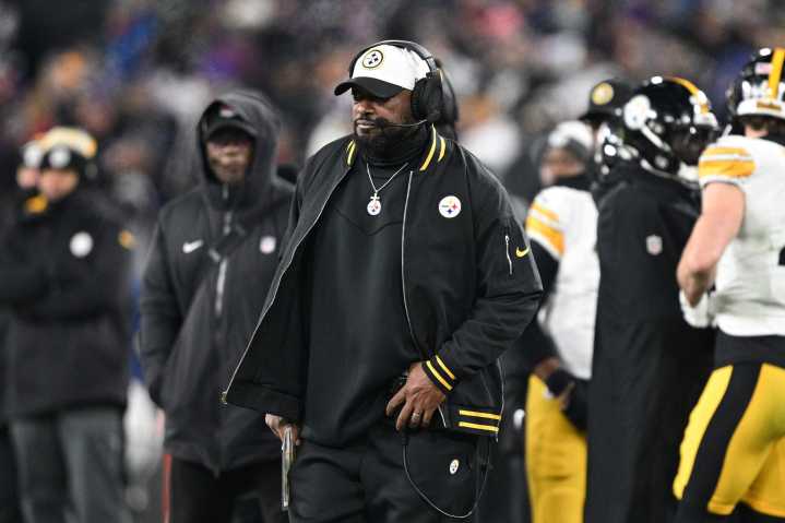 Change of Scenery: Steelers Coach Could Head to NYC