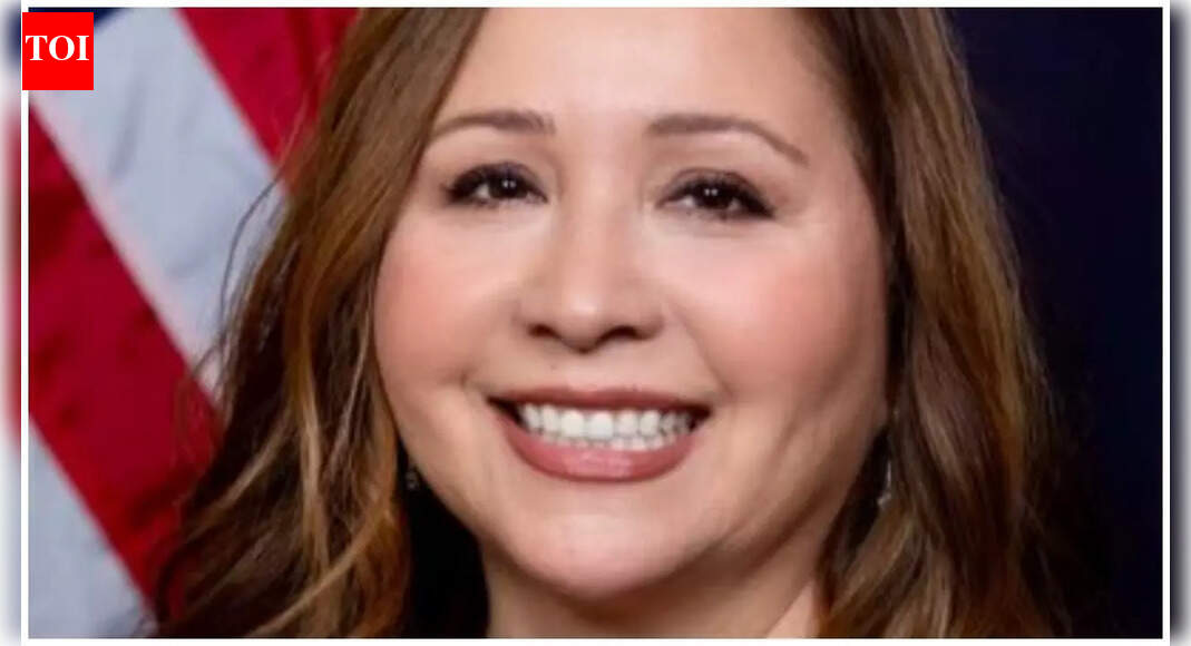 'Disgraceful, unacceptable': Arizona congresswoman claims ICE agents 'pepper-sprayed' her during Tucson protest; DHS denies