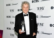 Tom Stoppard, sparkling playwright who won an Oscar for ‘Shakespeare In Love,’ dies at 88