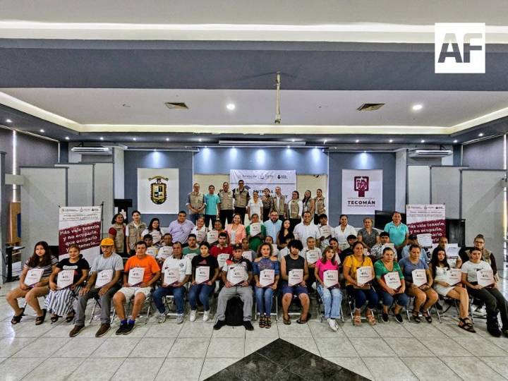 IEEA fortalece la atención educativa a población joven en el estado de Colima