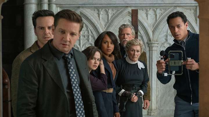 Netflix fans saying the same thing about Knives Out sequel after three