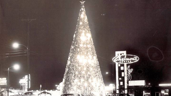 Early El Paso Christmas decorations downtown, at San Jacinto Plaza, Chelmont.