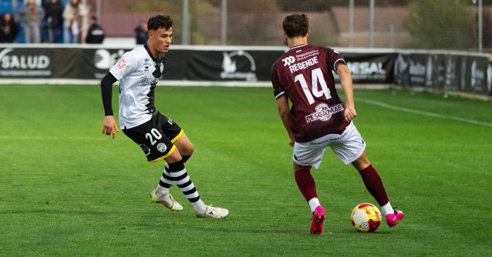 El Andorra puede recuperar a Jan Encuentra de Unionistas sin coste en el mercado de invierno