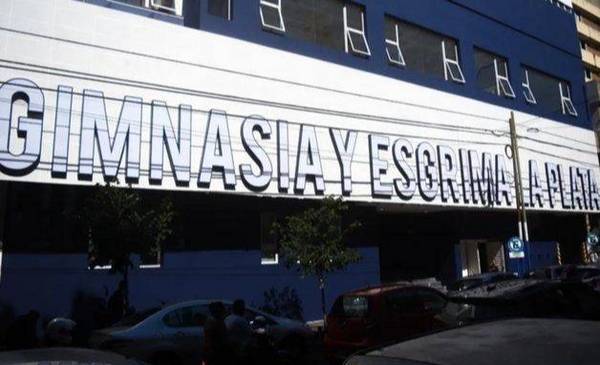 Gimnasia acordó un cronograma de pagos con los empleados para regularizar los salarios adeudados