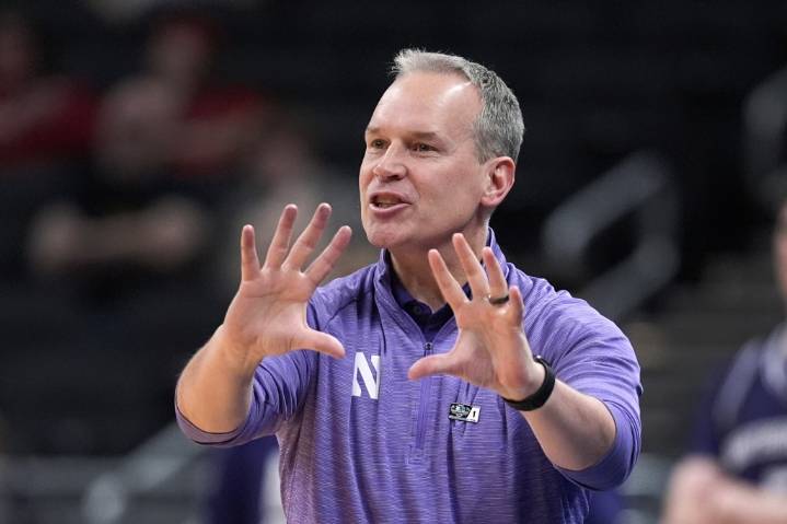 Northwestern routs Jackson State to give Chris Collins 200th win