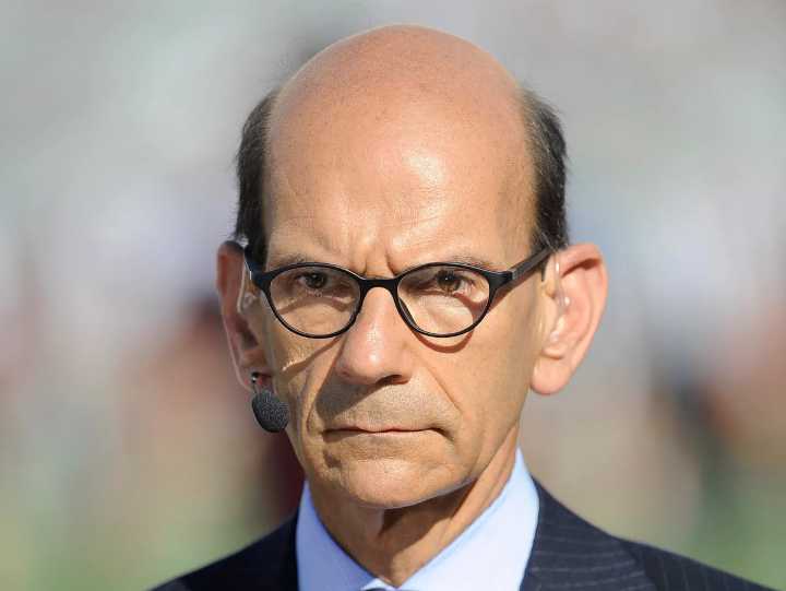 Paul Finebaum Calls CFP Committee a ‘Clown Show’ After ACC Commissioner’s Damage Control Attempt for Notre Dame Paul Finebaum fires a shot at the CFP Committee after ACC Commissioner steps into the up