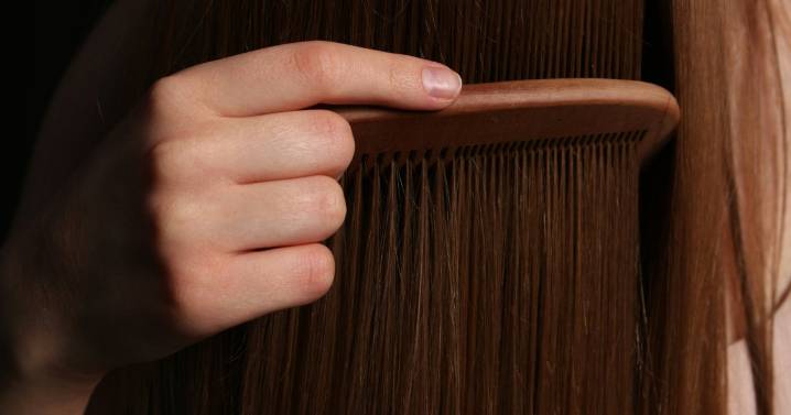 5 Reasons Your Hair Probably Isn't Growing As Much As You Want