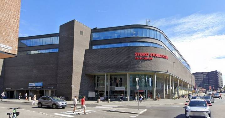 Oslo shooting LIVE: Gunfire breaks out in busy shopping centre as customers flee