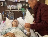 Monje budista sufre amputación tras accidente en caminata por la paz en Houston