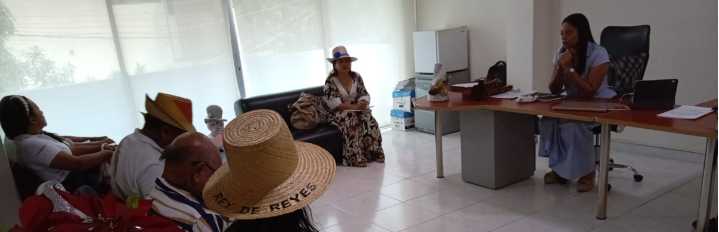 PROTESTA: Maestros de Manaure exigen ejecución del decreto 1345 en la zona urbana de este municipio