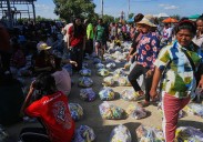 Fighting rages on Thai-Cambodian border despite President Trump's ceasefire claim