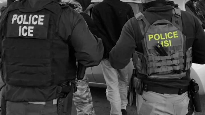 Report: U.S. citizens detained unlawfully by federal immigration agents