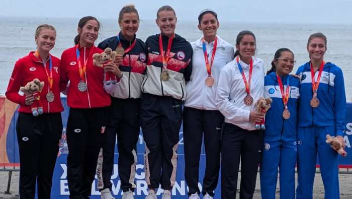 Delegación peruana brilla con cuatro medallas de oro en remo coastal