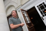 Larry Anderson dies at 59. He fought for Staten Island cultural institutions and for the rights of the LGBTQ+ community