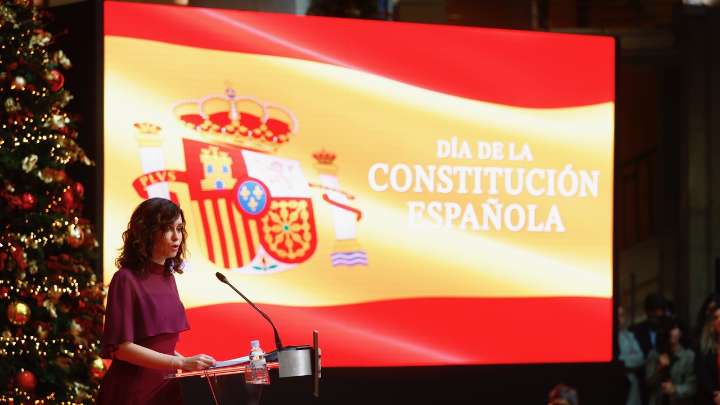 Doble cita constitucional en Madrid por el pulso Ayuso