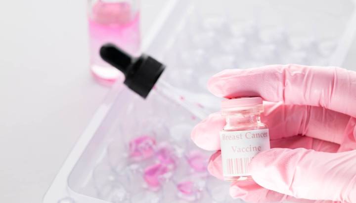 Ensayo inicial de vacuna triple negativa contra el cáncer de mama con resultados prometedores