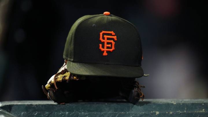 Left-hander Sam Hentges, Giants reach $1.4M, 1