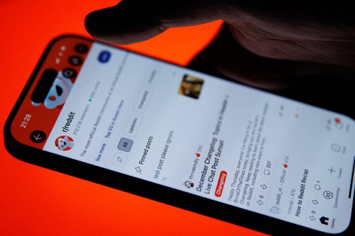 Reddit Sues Australia Over Teen Social Media Ban as Other Nations Consider Similar Laws