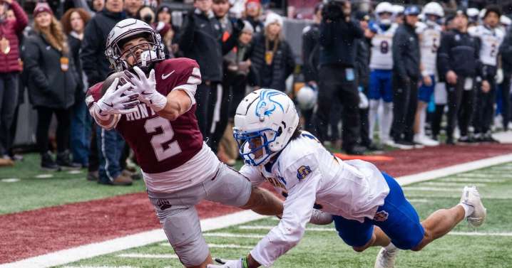 Montana flexes muscles, powers past South Dakota State 50