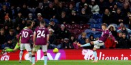 Oliver Sonne regresó tras meses de postergación con su primer golazo en Burnley por Premier League