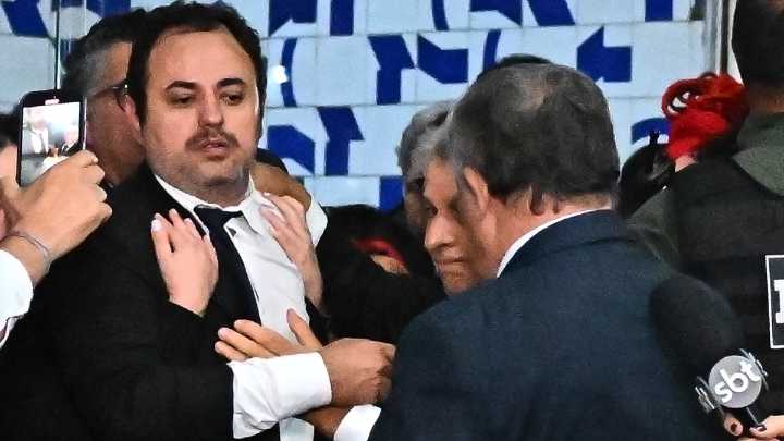 Forcejeos en el Congreso brasileño por proyecto que busca reducir la condena de Bolsonaro