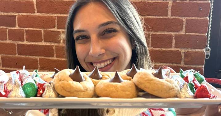 Spread joy with these sweet treats!