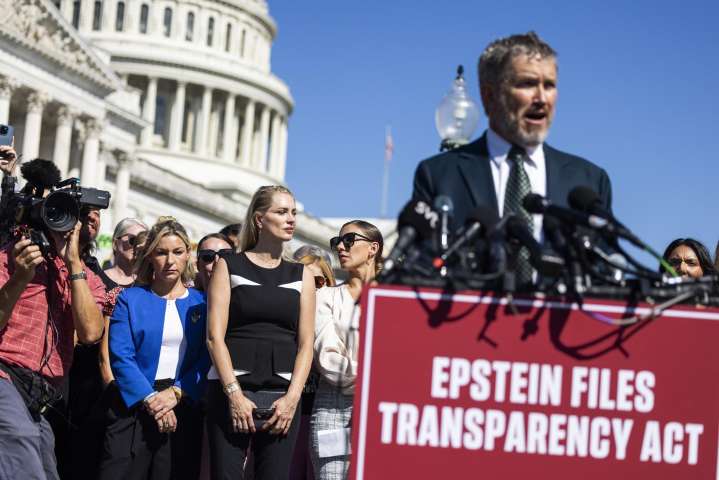 Un juez permite la publicación de documentos judiciales sobre el caso de Ghislaine Maxwell