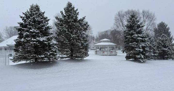 PHOTOS: Snow blankets the Tri-State ahead of extreme cold