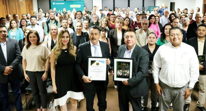 Javier Lamarque es reconocido entre los 100 alcaldes más sobresalientes de México 2025