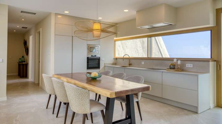 The Best Kitchen Window Treatments To Update Your Home