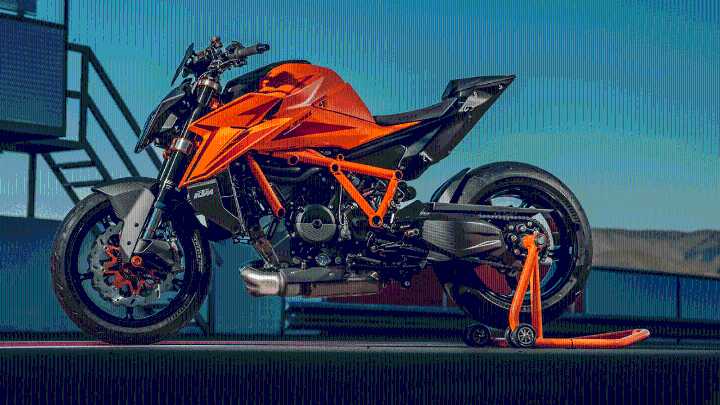 KTM 1390 Super Duke RR revealed, Lighter than standard model