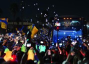 Les apagan bienvenida a los Tigres en el Estadio Universitario