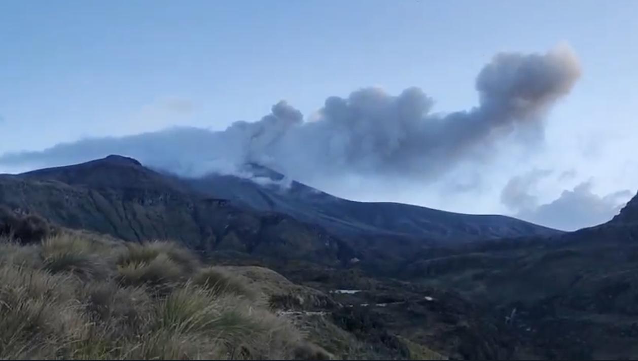 Alert status raised to orange after first eruptions of Colombia's Purace volcano in decades