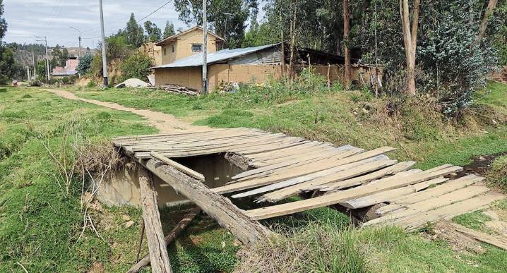 Huancayo: Empresa de transportes gana ruta que no puede cumplir porque incluye un puente caído