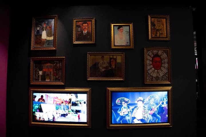 Alumnos de la EMIAA de Playa del Carmen conocen vida y obra de Frida Kahlo