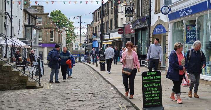 Pretty market town with 'fairytale castle' named 'happiest place in UK'