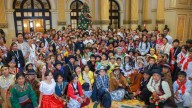 Presidente Jerí recibe a estudiantes de pueblos originarios en Palacio de Gobierno