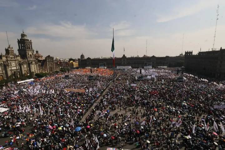 Asistieron más de 600 mil personas al acto de Sheinbaum en el Zócalo